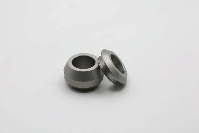 Captive Spacers